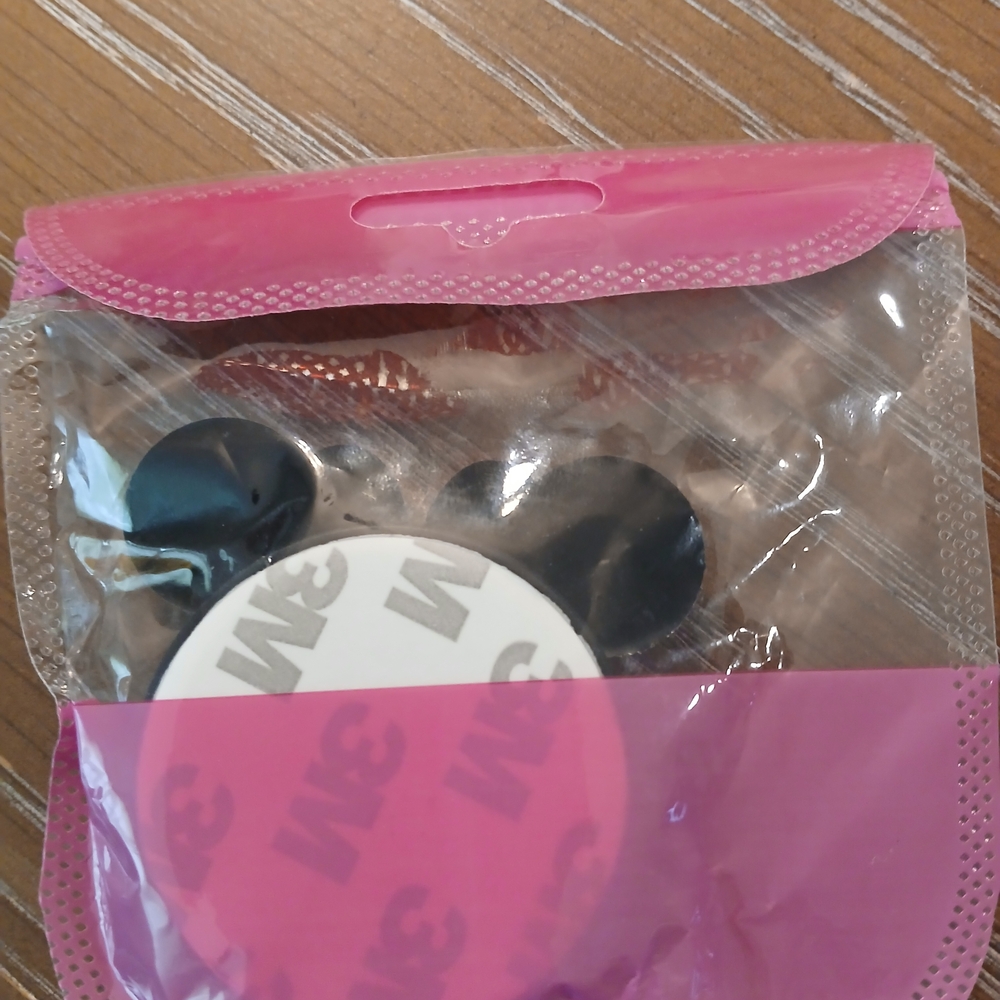 Minnie Mouse 3D Sticker - Picture 2 of 3